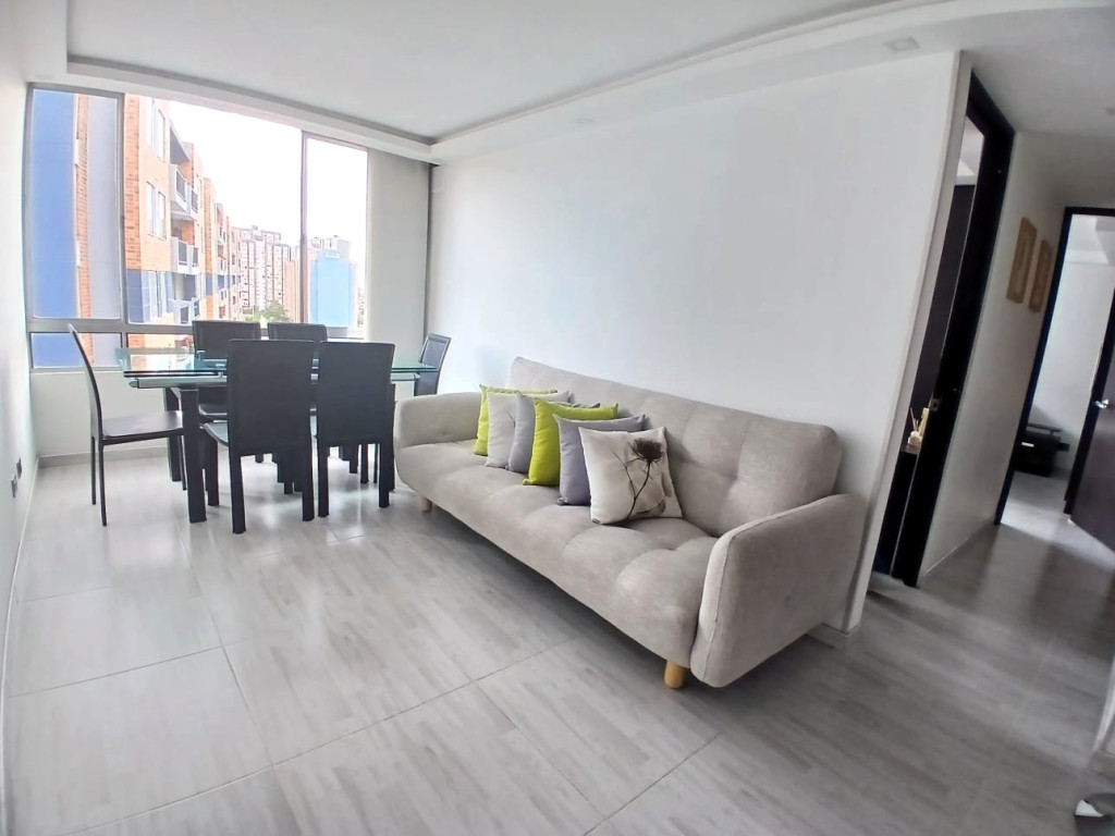 Apartamento en venta en El Castillo, Bogotá · foto 3 de 22