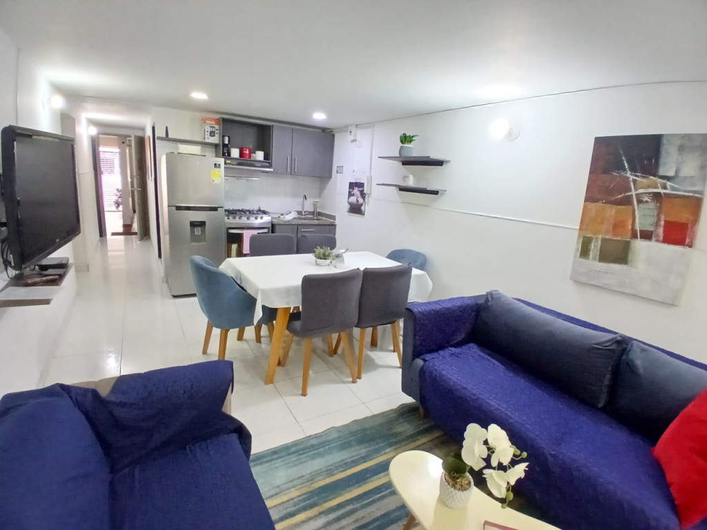 Apartamento de 3 alcobas en venta en La Francia, Bogotá, 62 m² · foto 2 de 9