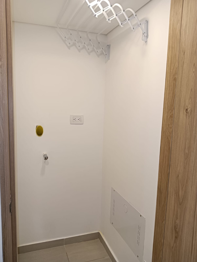 Apartamento de 1 alcoba en venta en La Castellana, Bogotá, 22 m² · foto 9 de 24