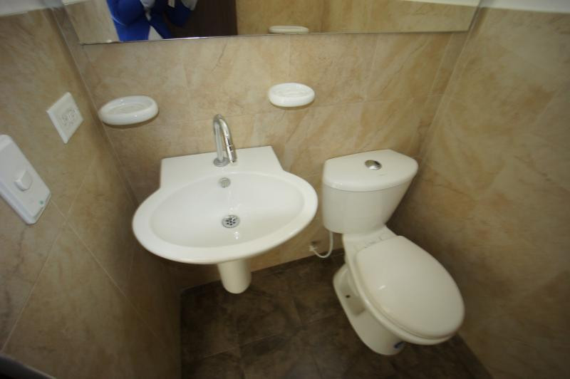 Oficina En Arriendo - Puente Largo, Bogotá