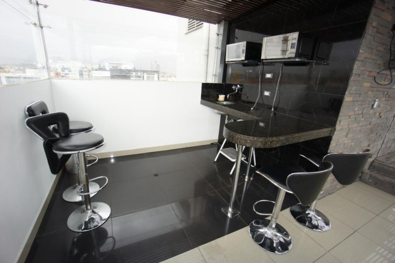 Oficina En Arriendo - Puente Largo, Bogotá