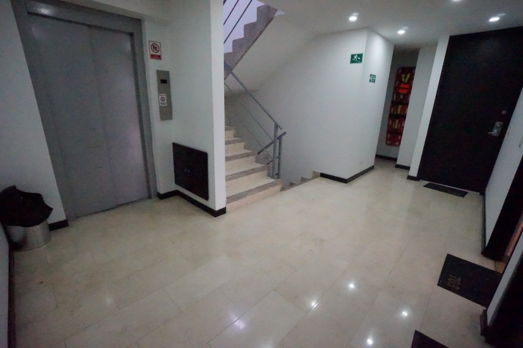 Oficina En Arriendo - Puente Largo, Bogotá