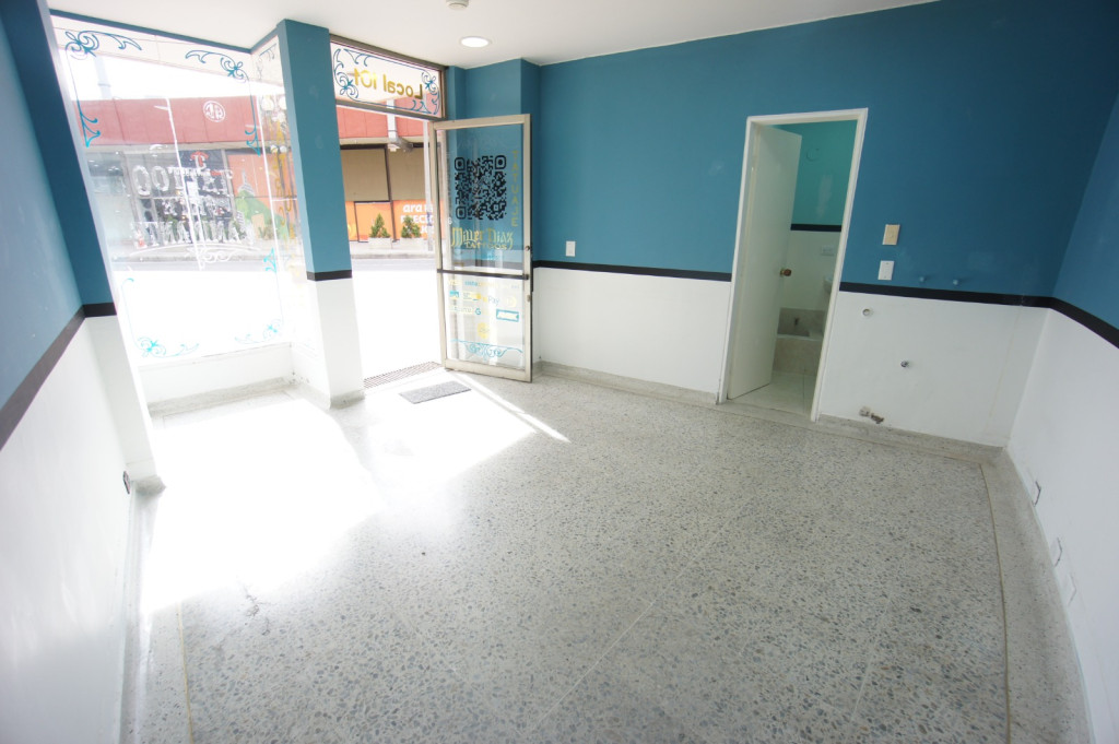 Local En Arriendo - Lago Gaitán, Bogotá