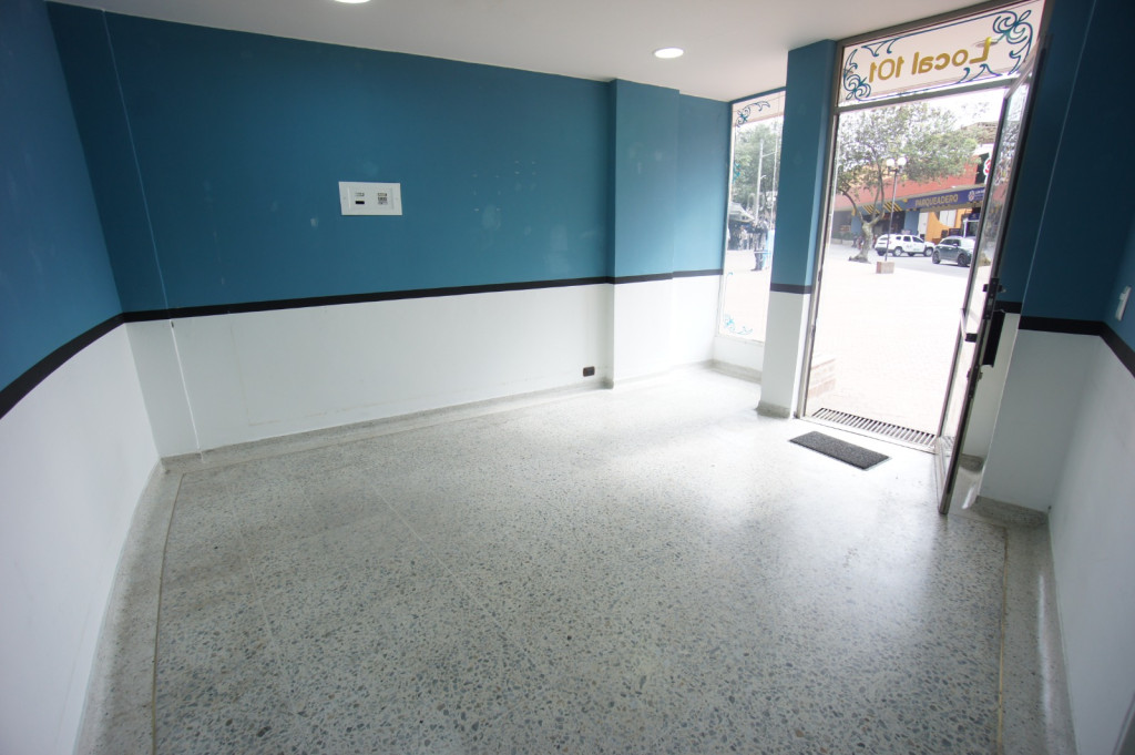 Local En Arriendo - Lago Gaitán, Bogotá