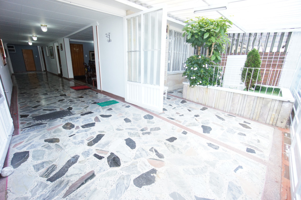 Casa En Venta - Santa Isabel, Bogotá