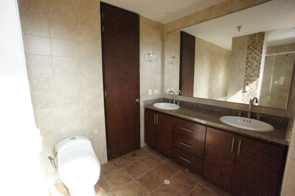 Apartamento En Venta - La Calleja, Bogotá