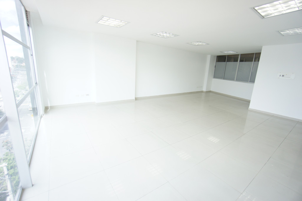 Oficina En Venta - Puente Largo, Bogotá