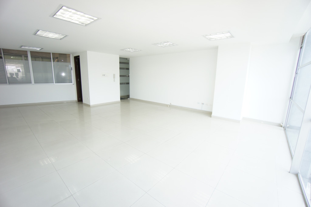 Oficina En Venta - Puente Largo, Bogotá