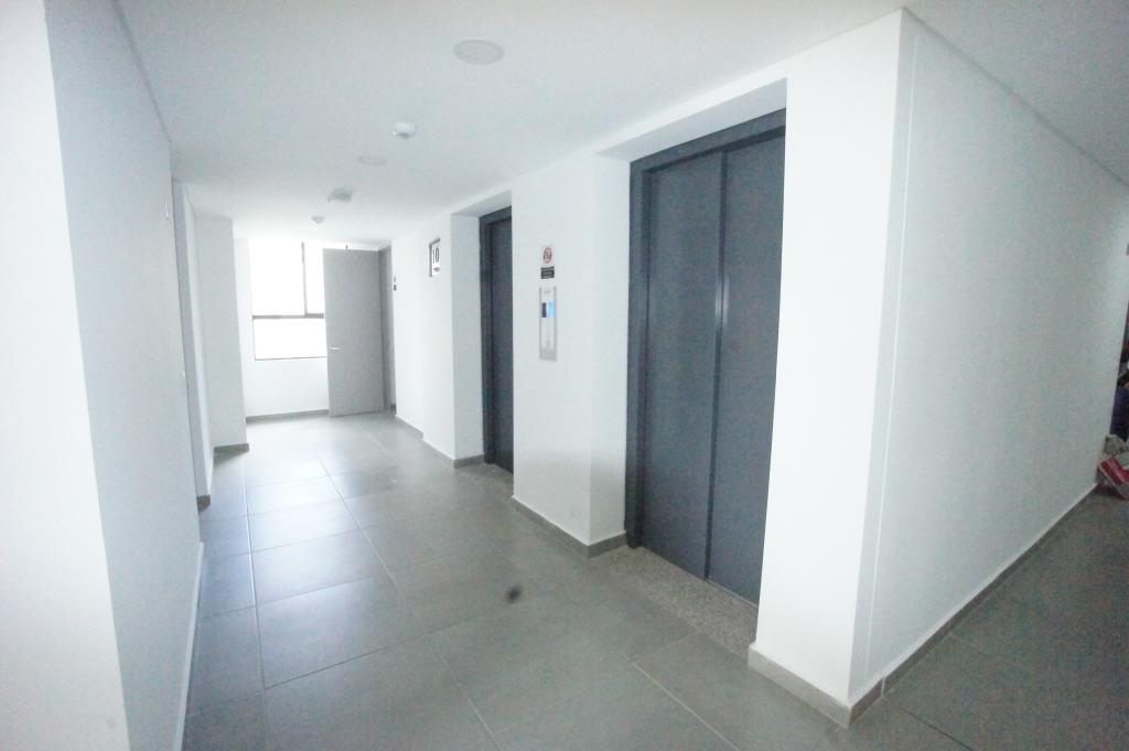 Apartamento En Arriendo - La Colina Campestre, Bogotá