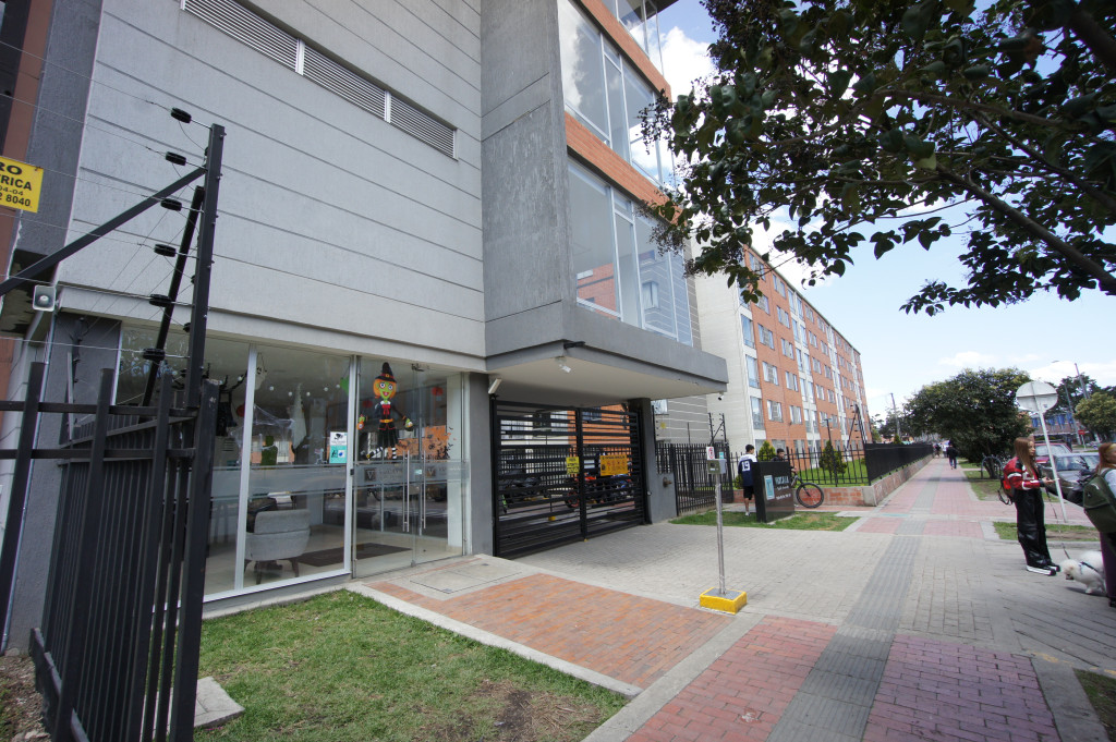 Apartamento En Arriendo - Calandaima, Bogotá