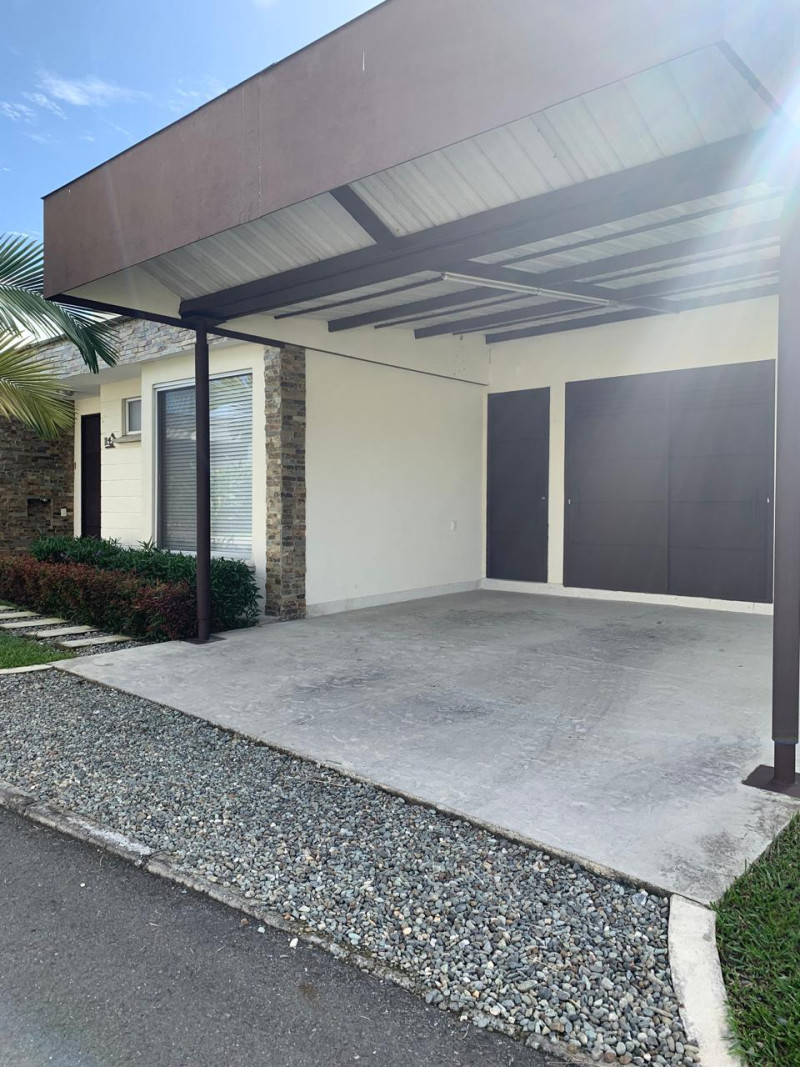 Casa En Venta - El Eden, Armenia