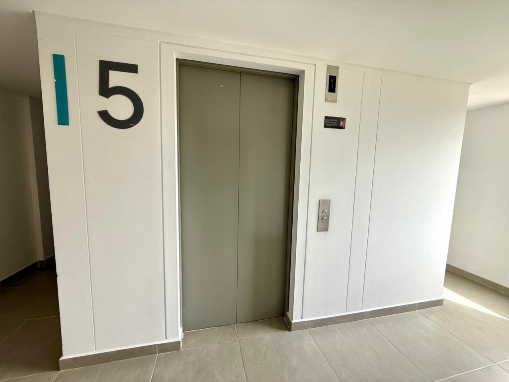 Apartaestudio En Venta - Mazurén, Bogotá