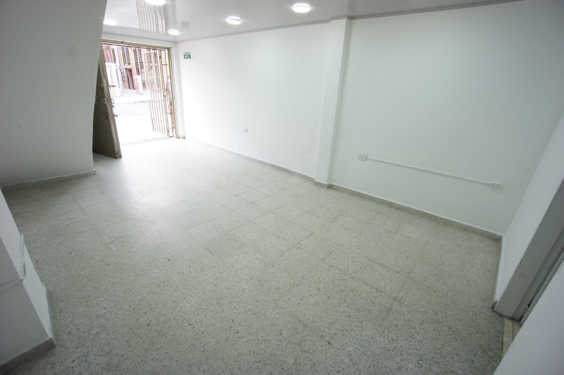 Local En Arriendo - Florida Blanca, Bogotá