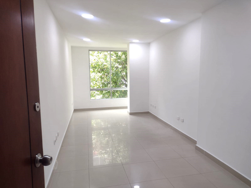 Oficina En Venta - Puente Largo, Bogotá