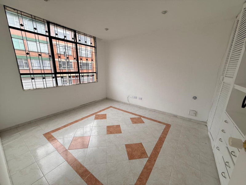 Oficina En Arriendo - Galerías, Bogotá