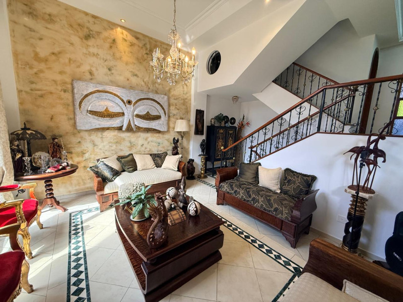 Casa En Venta - Club De Los Lagartos, Bogotá