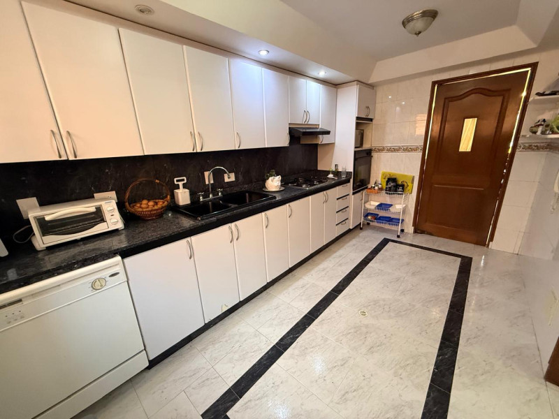 Casa En Venta - Club De Los Lagartos, Bogotá