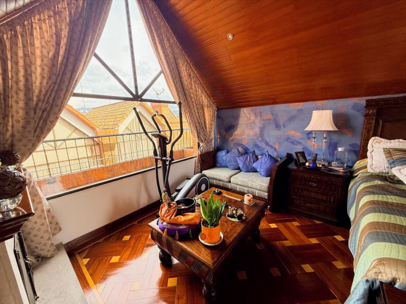 Casa En Venta - Club De Los Lagartos, Bogotá