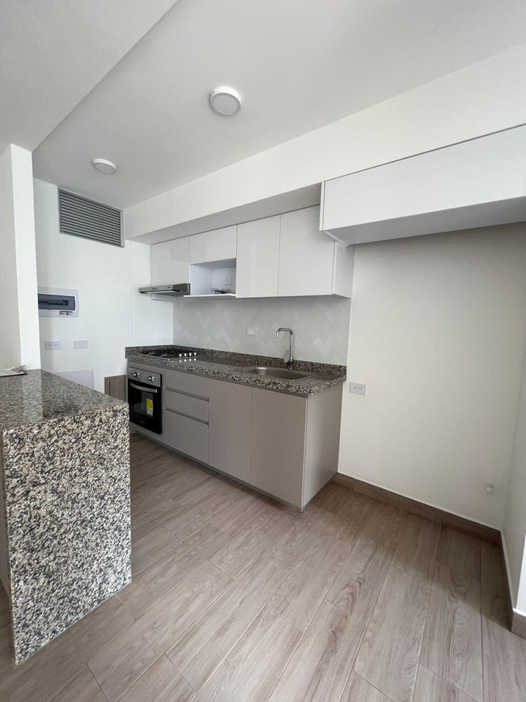 Apartamento en Altos de los Rosales