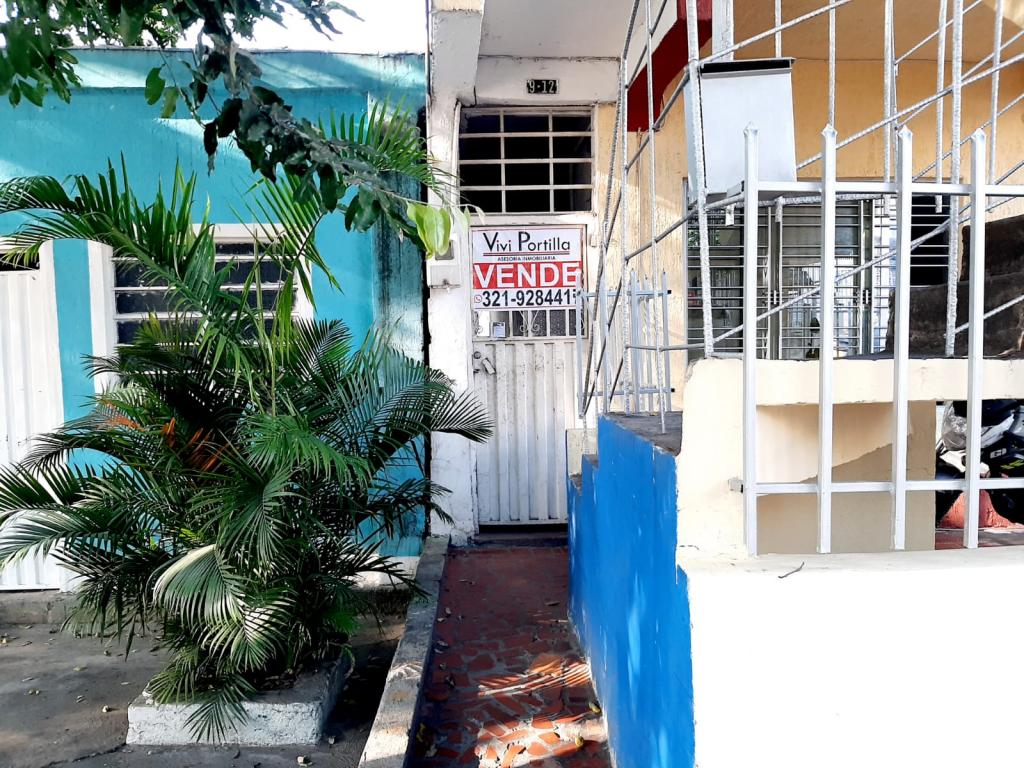 {{ ucwords(strtolower($similar['type'])) }}