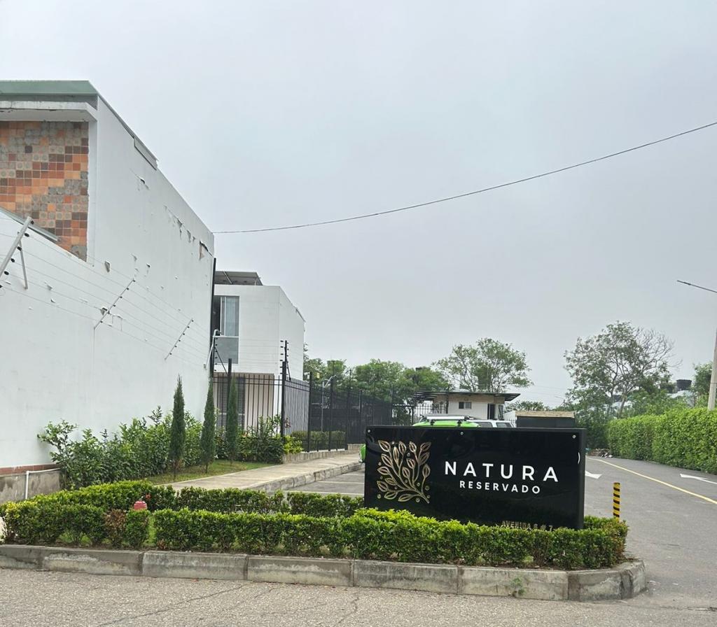 {{ ucwords(strtolower($similar['type'])) }}