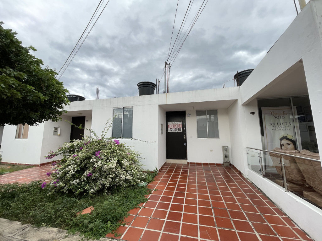 {{ ucwords(strtolower($similar['type'])) }}