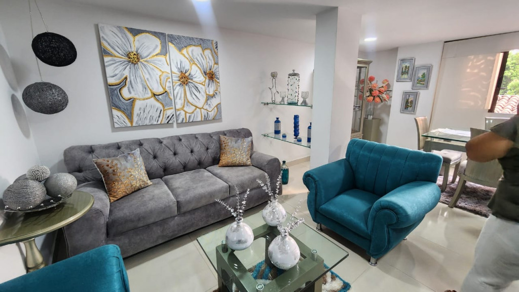 {{ ucwords(strtolower($similar['type'])) }}