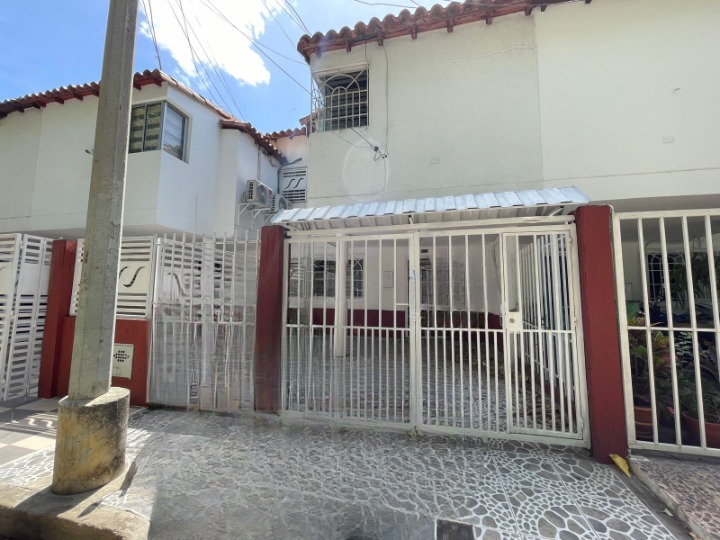 {{ ucwords(strtolower($similar['type'])) }}