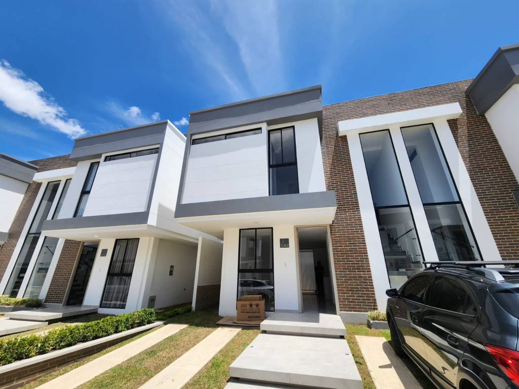 {{ ucwords(strtolower($similar['type'])) }}