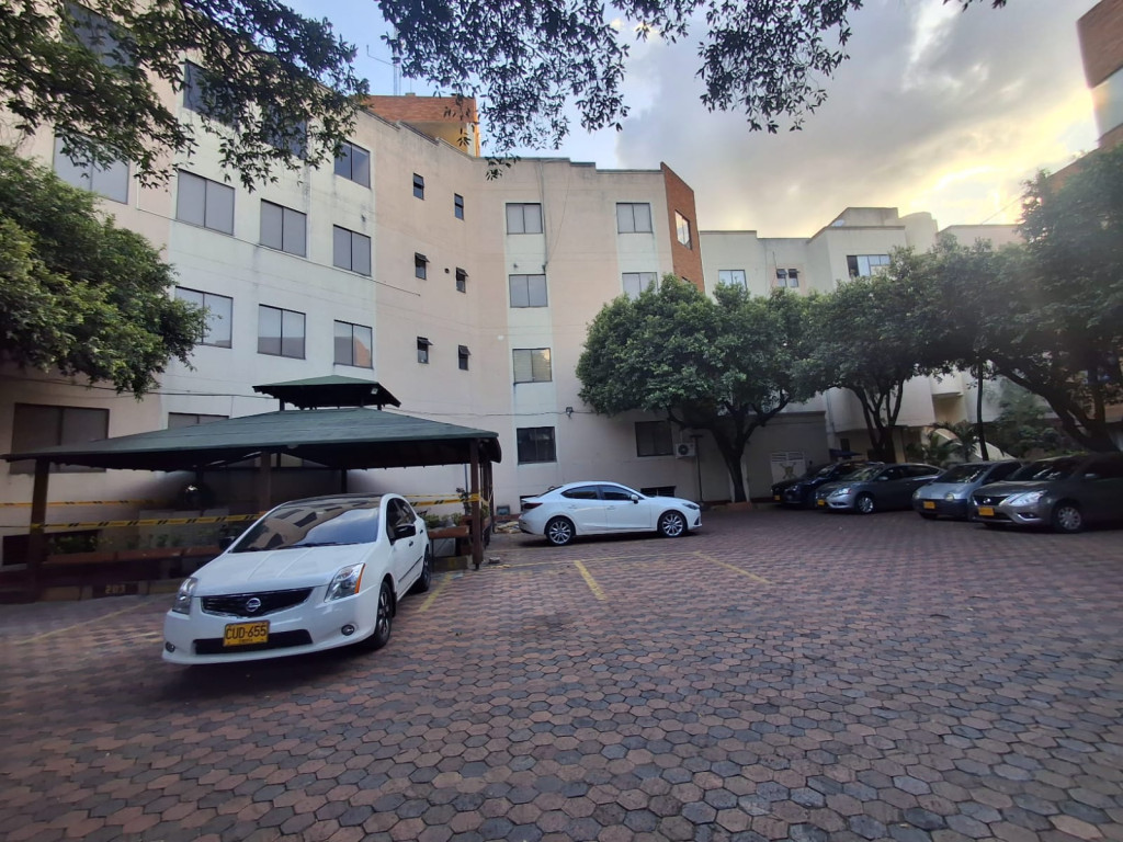 {{ ucwords(strtolower($similar['type'])) }}