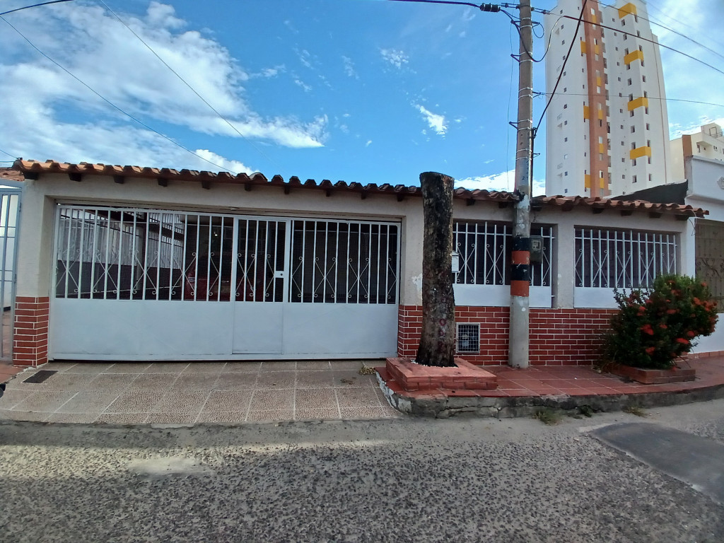 {{ ucwords(strtolower($similar['type'])) }}