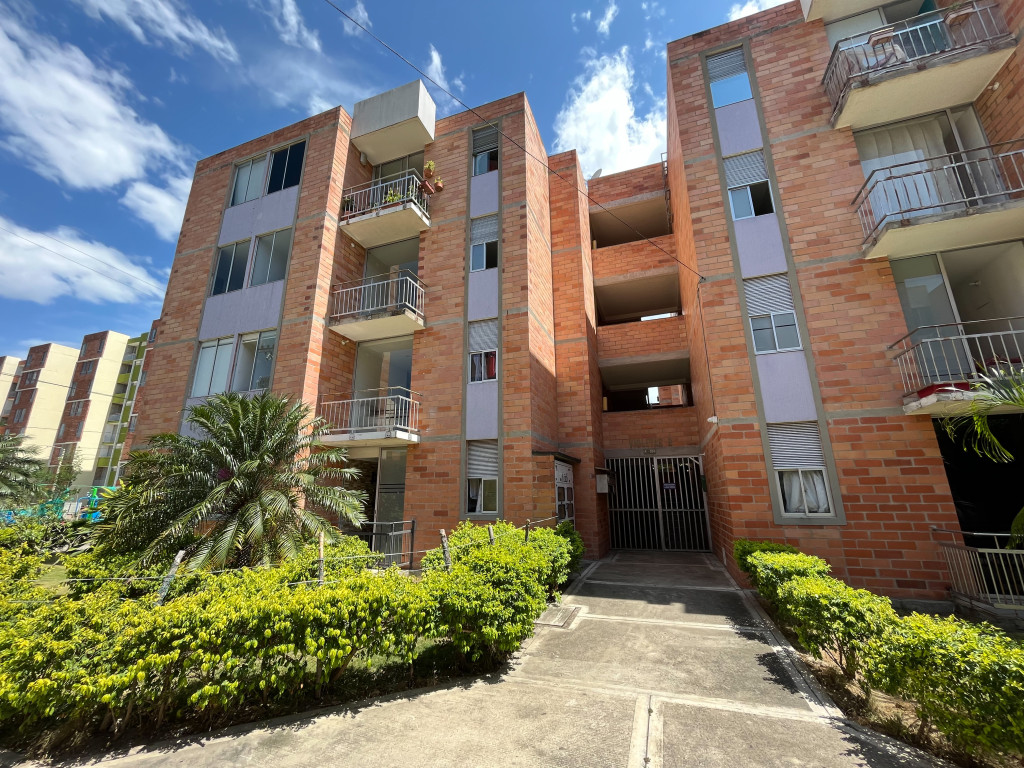 {{ ucwords(strtolower($inmueble['type'])) }}