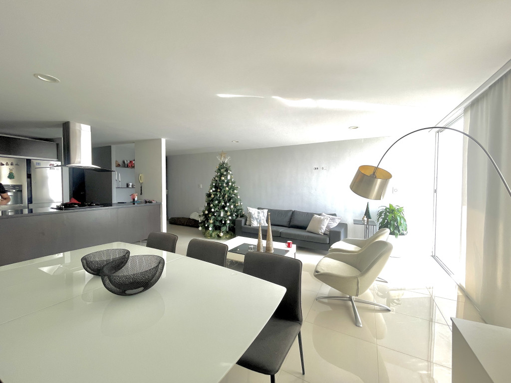 {{ ucwords(strtolower($inmueble[