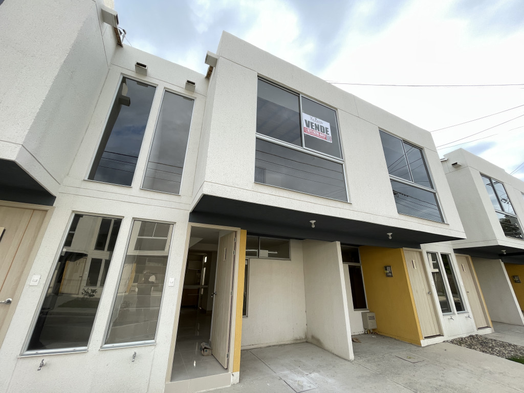 {{ ucwords(strtolower($inmueble[