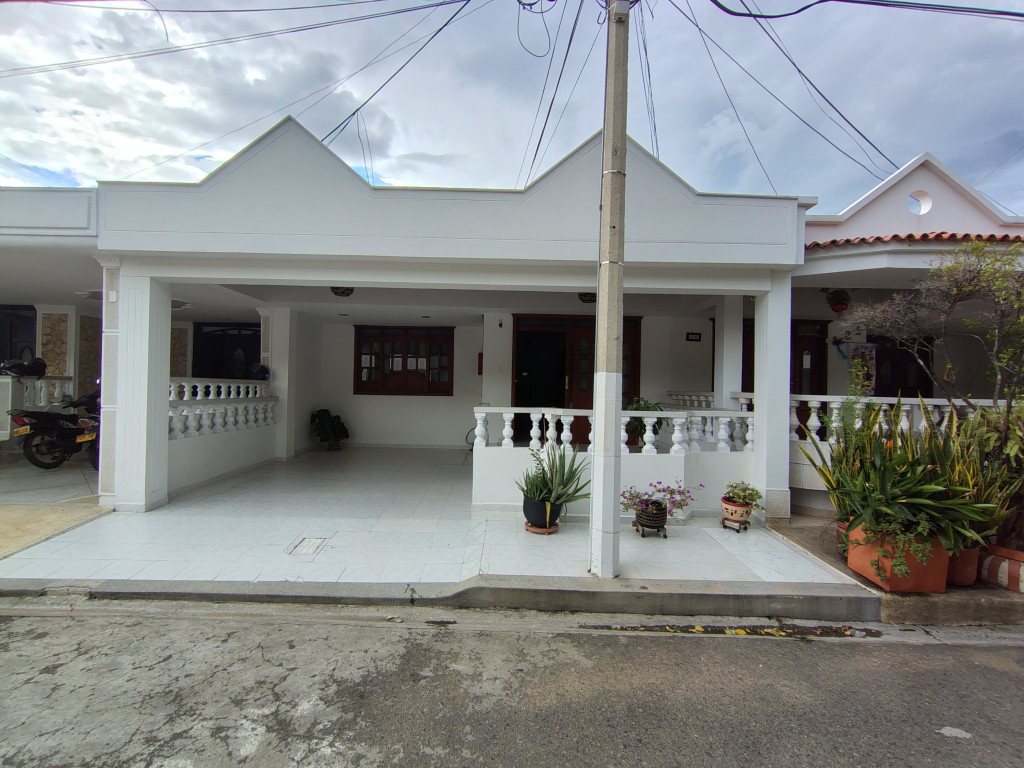 {{ ucwords(strtolower($similar['type'])) }}