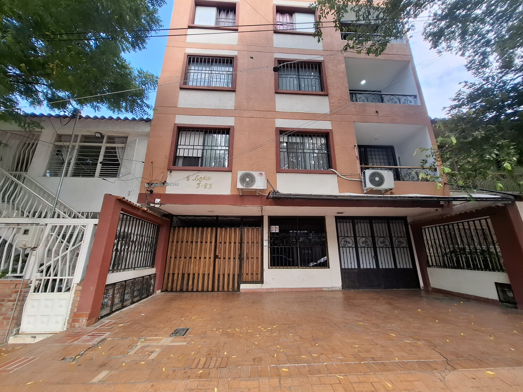 {{ ucwords(strtolower($similar['type'])) }}