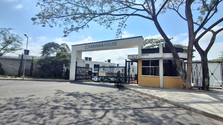 {{ ucwords(strtolower($similar['type'])) }}