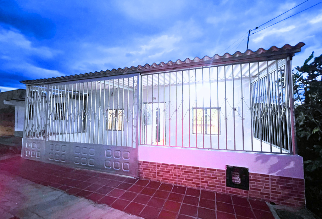 {{ ucwords(strtolower($similar['type'])) }}