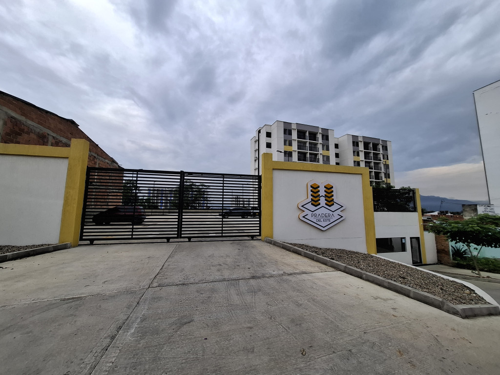 {{ ucwords(strtolower($inmueble['type'])) }}