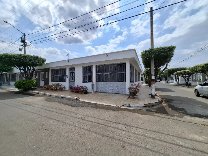 {{ ucwords(strtolower($similar['type'])) }}