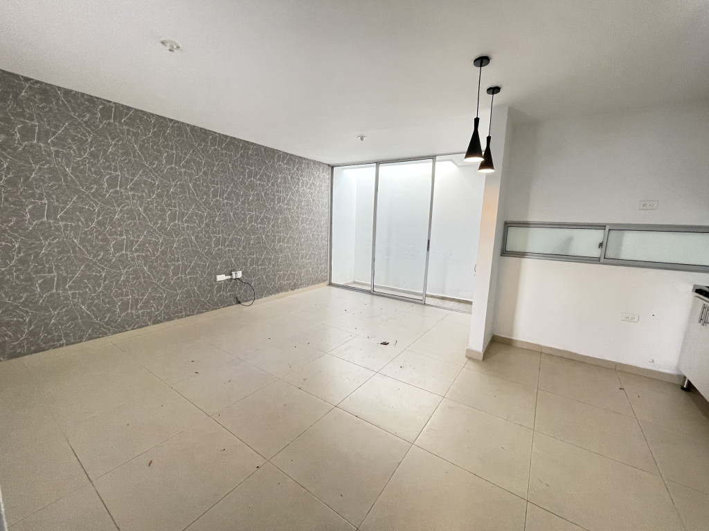 {{ ucwords(strtolower($inmueble['type'])) }}