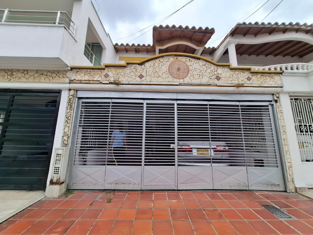 {{ ucwords(strtolower($inmueble[