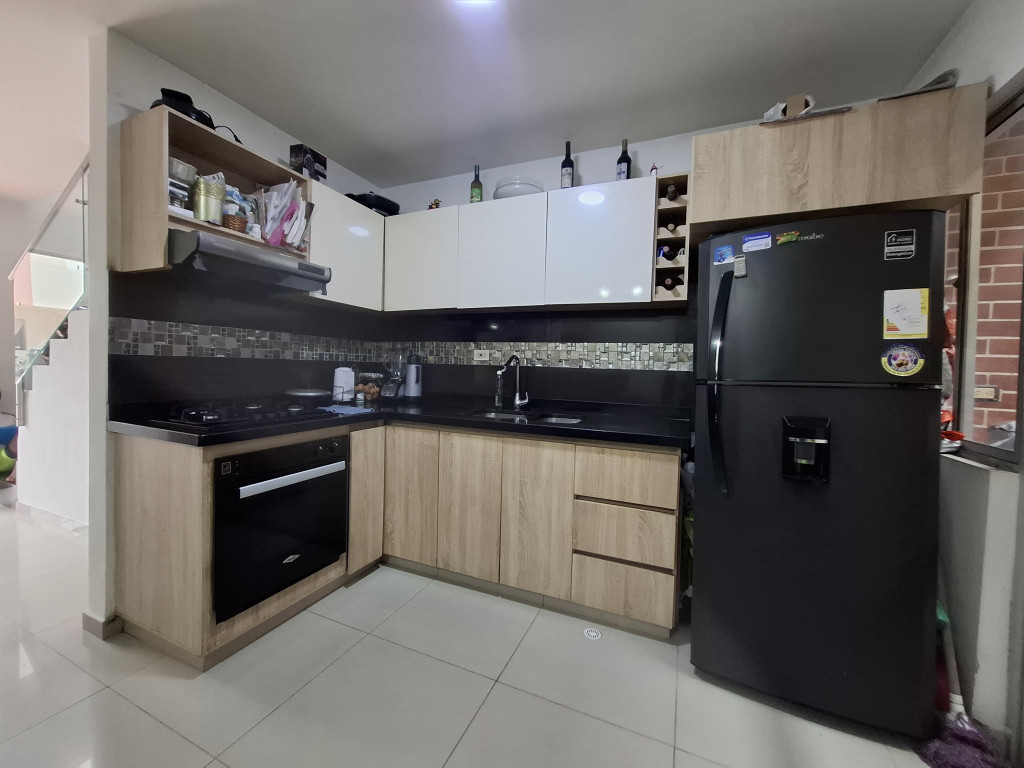 {{ ucwords(strtolower($inmueble[