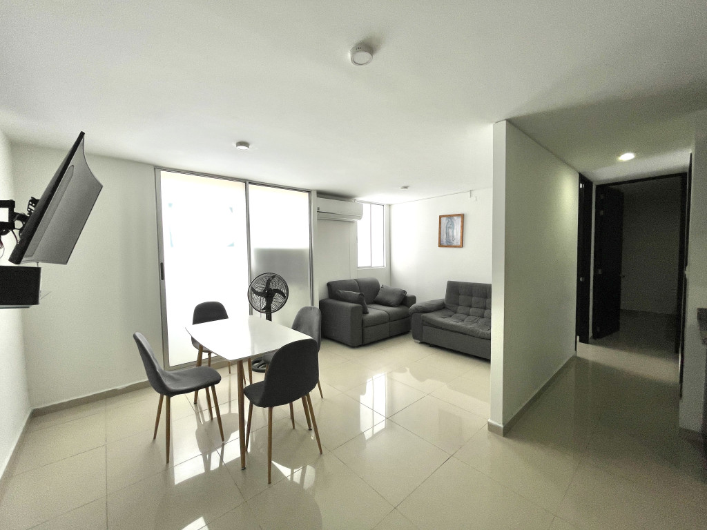 {{ ucwords(strtolower($inmueble['type'])) }}