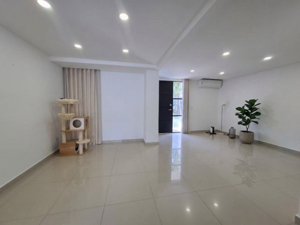 {{ ucwords(strtolower($inmueble[