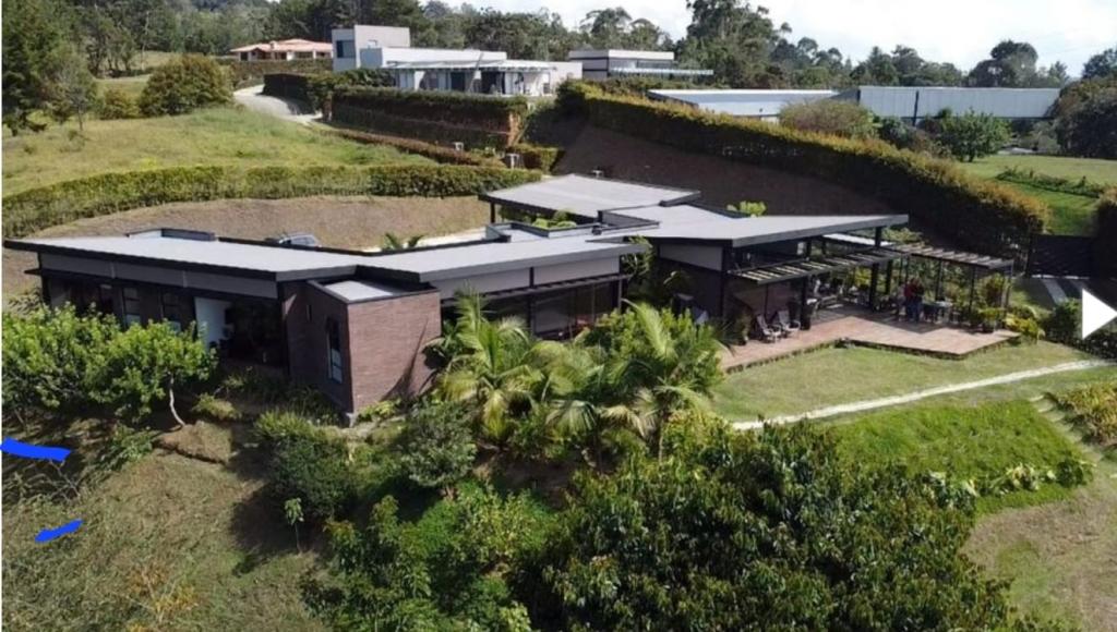 Casa en Venta en La Ceja — foto 1