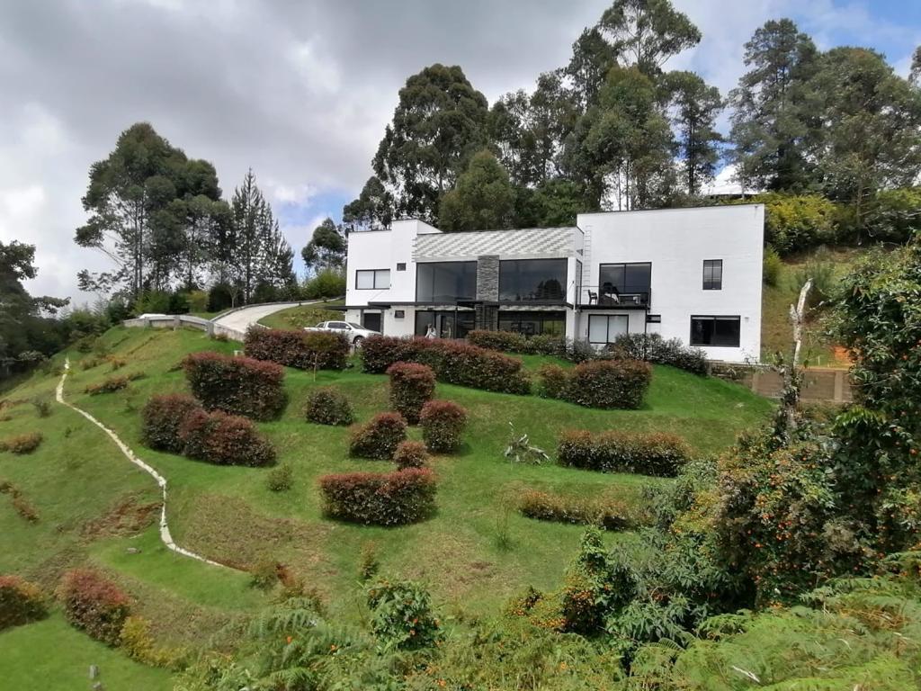 Casa en Venta en Alto de Palmas, Envigado — foto 1