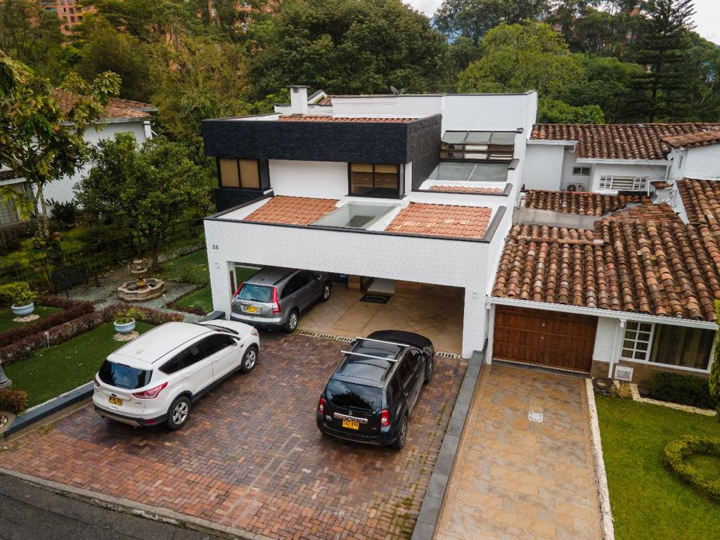 Casa en Venta en El Campestre, Medellín — foto 1