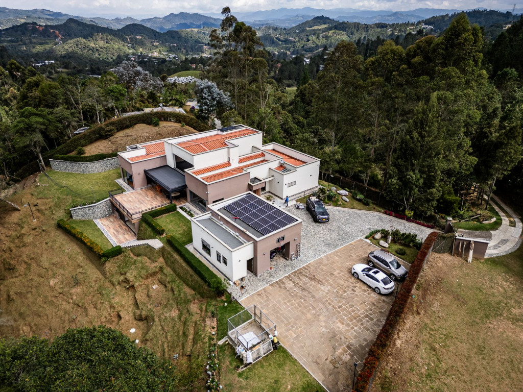 Casa en Venta en Envigado — foto 1