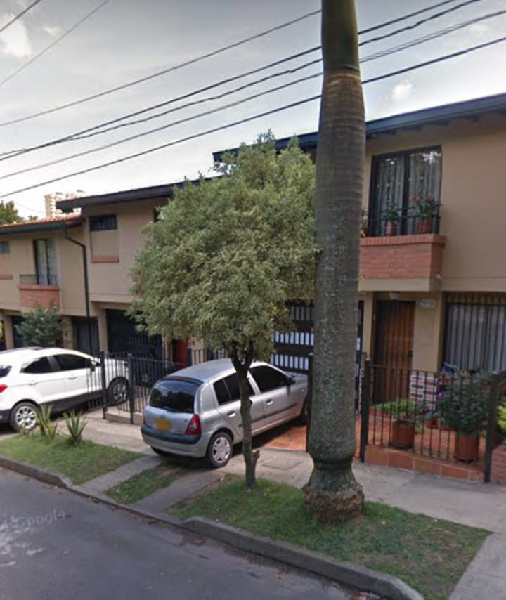 Casa en Venta en Prados de Sabaneta, Sabaneta — foto 1
